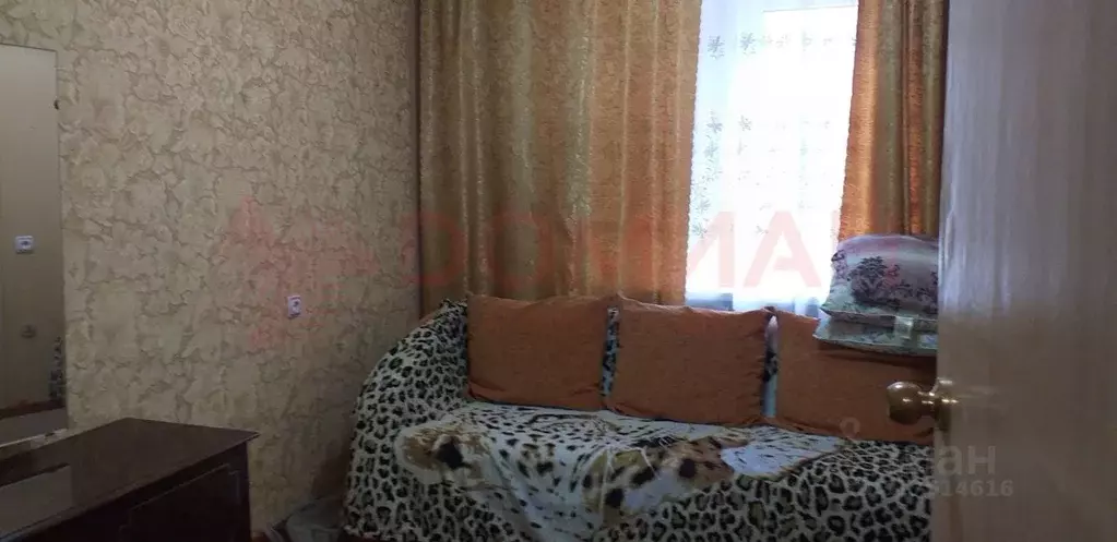 3-к кв. Ростовская область, Новочеркасск ул. Ларина (60.0 м) - Фото 1