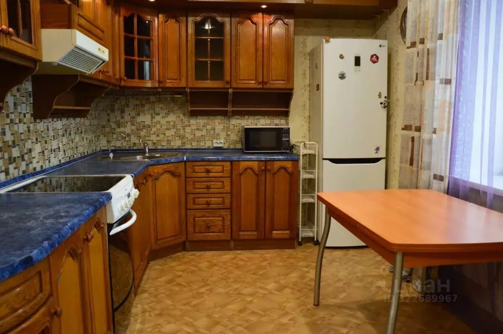 3-к кв. Кемеровская область, Новокузнецк ул. Новоселов, 7 (103.0 м) - Фото 1