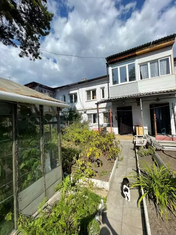 Таунхаус в Иркутская область, Ангарск 221-й кв-л, 8 (56 м) - Фото 1