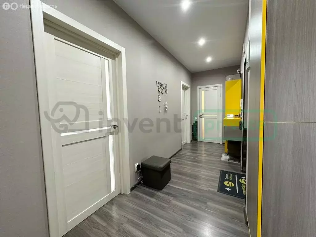 3-комнатная квартира: Калининград, Орудийная улица, 30 (84.8 м) - Фото 2