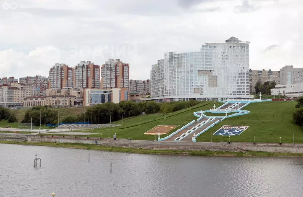 2-комнатная квартира: Чебоксары, улица Бориса Семёновича Маркова, 8к3 ... - Фото 1