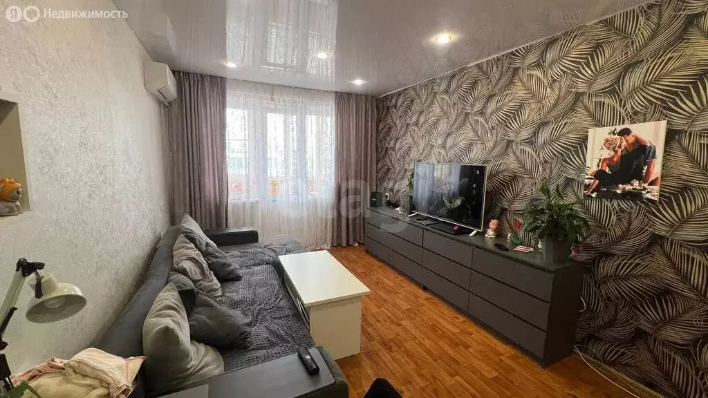 1-комнатная квартира: Челябинск, проспект Победы, 360 (32 м) - Фото 1