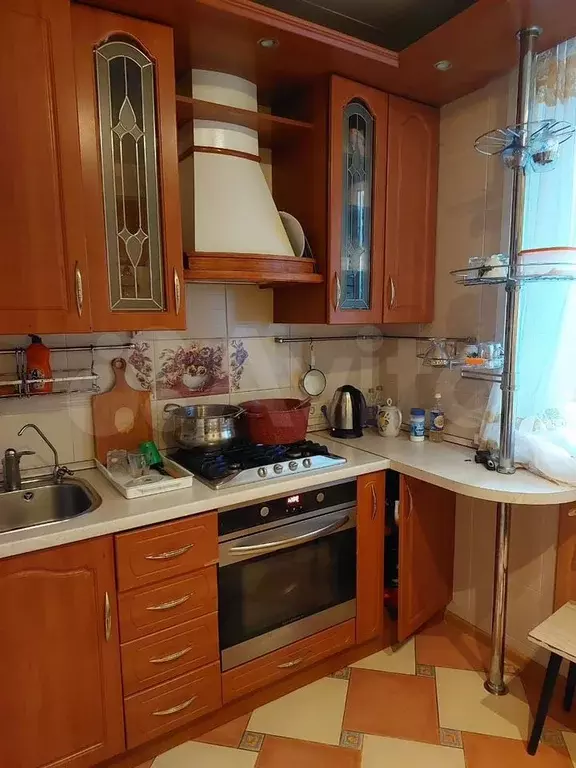 Комната 12 м в 3-к., 1/9 эт. - Фото 0