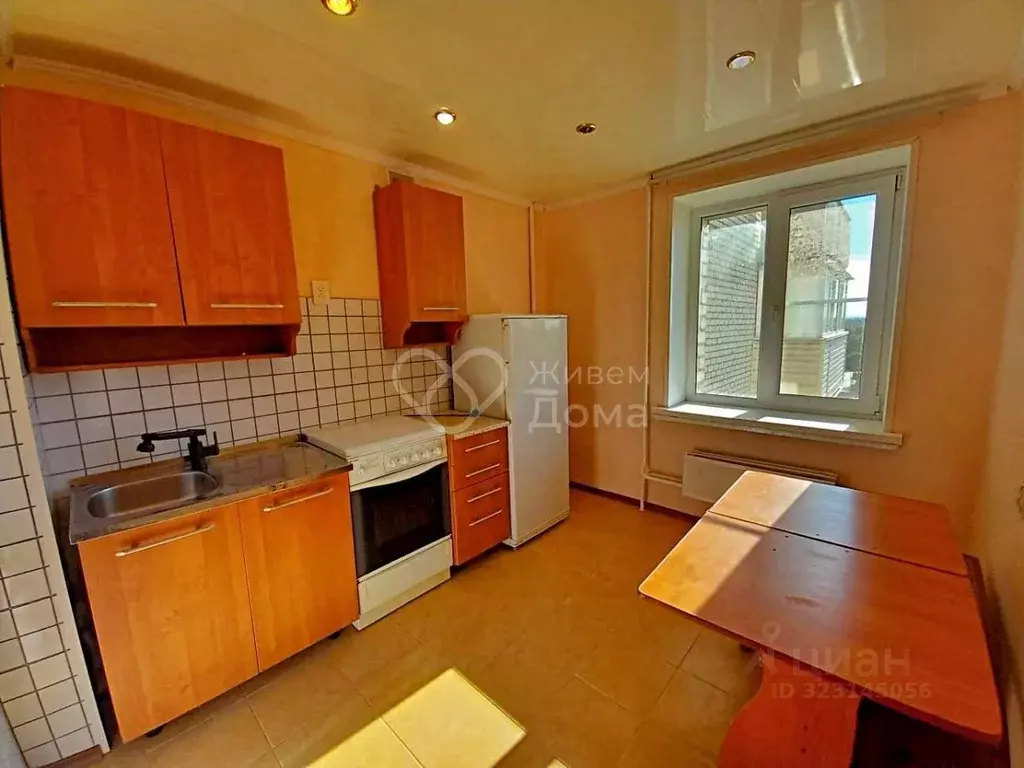 3-к кв. Волгоградская область, Волжский просп. Имени Ленина, 381 (61.4 ... - Фото 0