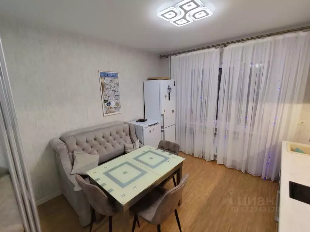 1-к кв. Ханты-Мансийский АО, Сургут ул. Иосифа Каролинского, 14/2 ... - Фото 2