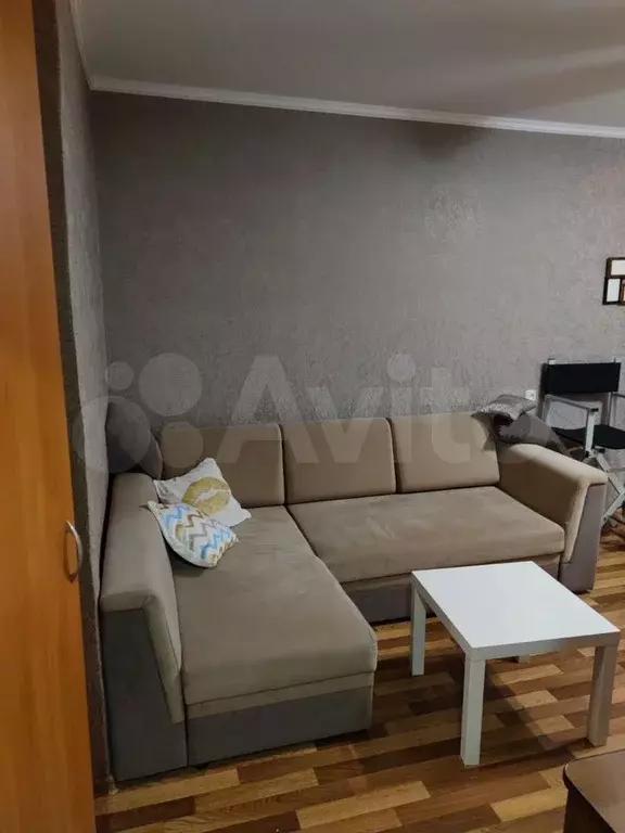 1-к. квартира, 32 м, 8/9 эт. - Фото 0