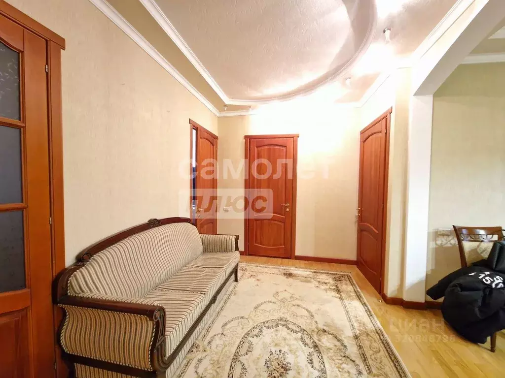 3-к кв. Кабардино-Балкария, Нальчик ул. Тарчокова, 19 (150.0 м) - Фото 1
