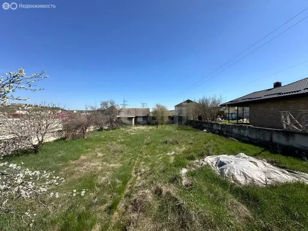 Участок в село Скалистое, Тюменская улица (8 м) - Фото 1