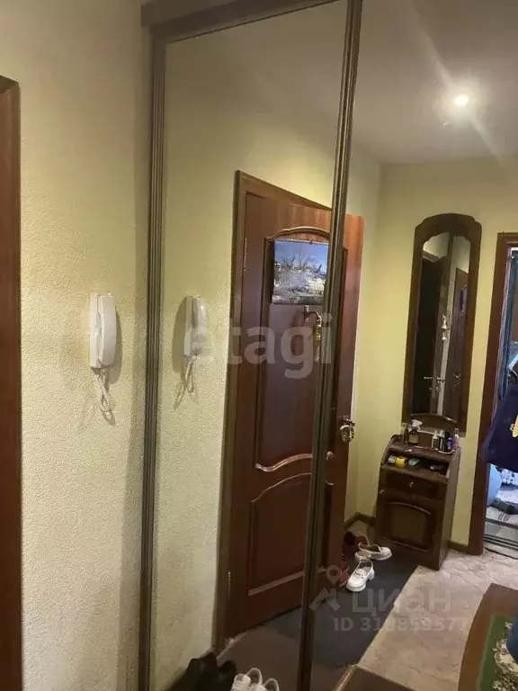 1-к кв. Ямало-Ненецкий АО, Новый Уренгой ул. 26-го съезда КПСС, 8А ... - Фото 0