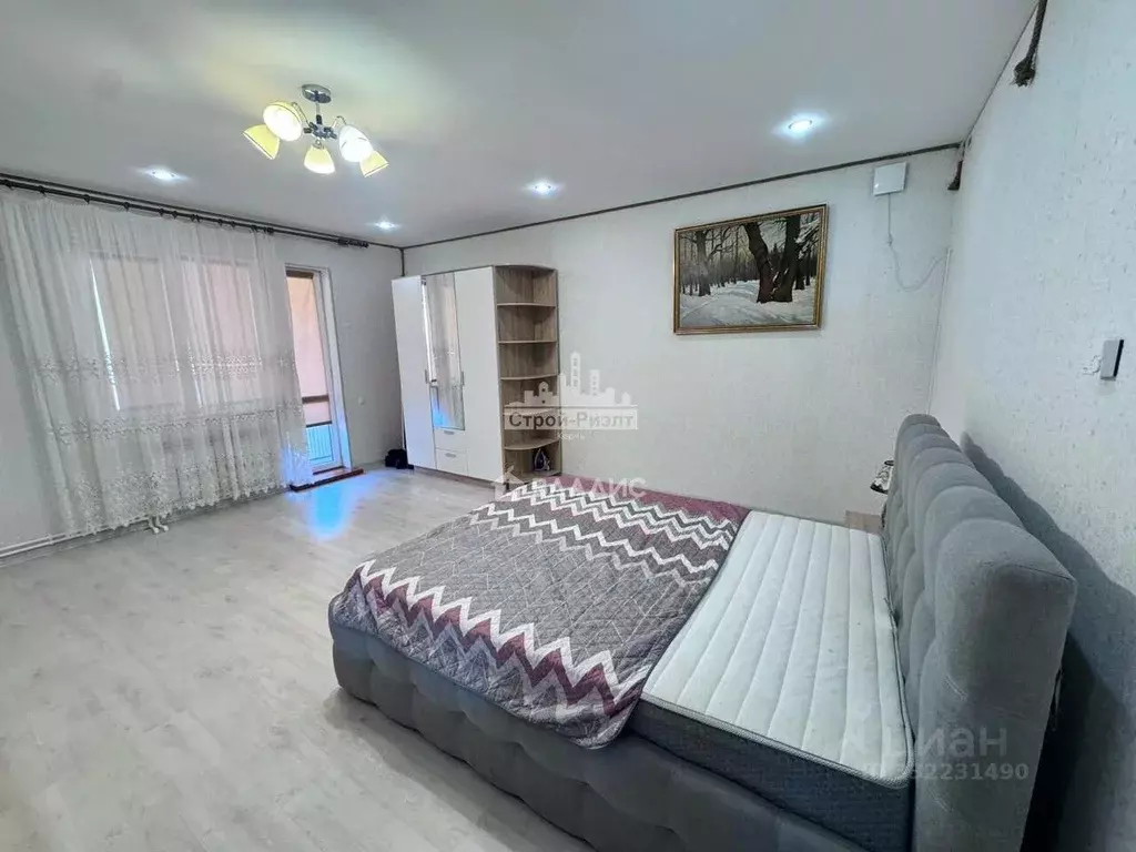 2-к кв. Крым, Керчь ул. Володи Дубинина, 16 (37.0 м) - Фото 1