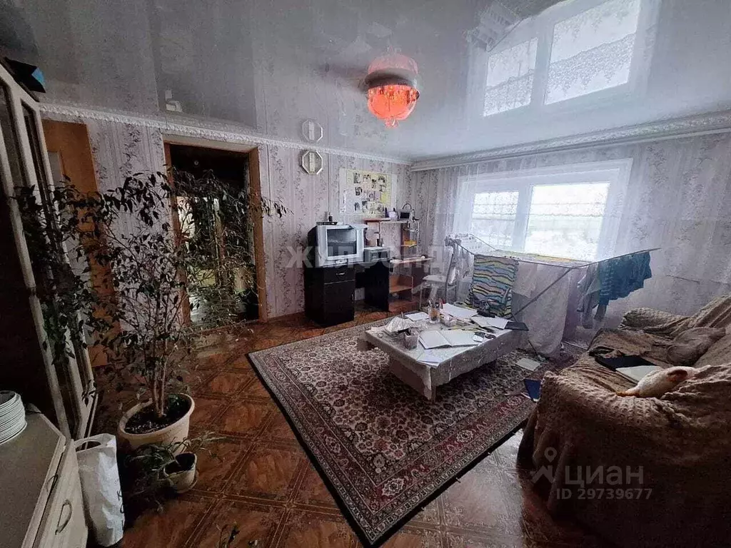Дом в Астраханская область, с. Красный Яр ул. Гагарина (95 м) - Фото 0