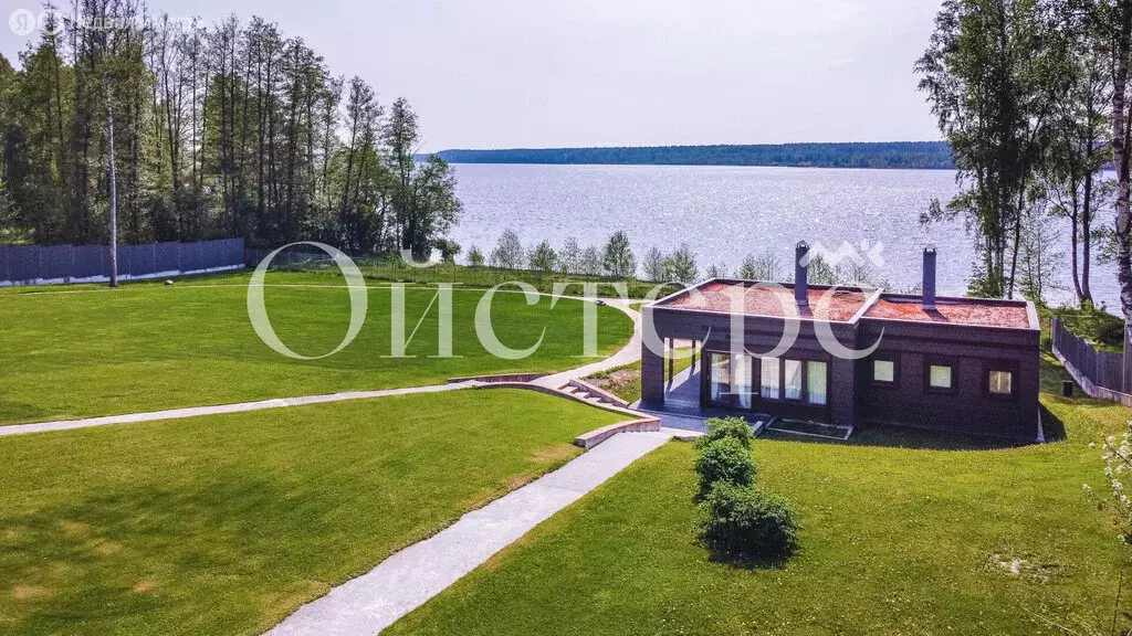 Дом в Выборгский район, Рощинское городское поселение, посёлок ... - Фото 1