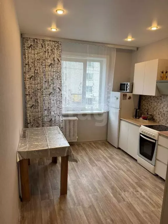 2-к кв. Сахалинская область, Южно-Сахалинск Украинская ул., 15 (52.0 ... - Фото 1