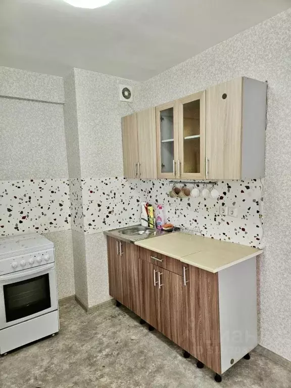 Студия Красноярский край, Красноярск ул. Любы Шевцовой, 82 (34.0 м) - Фото 1