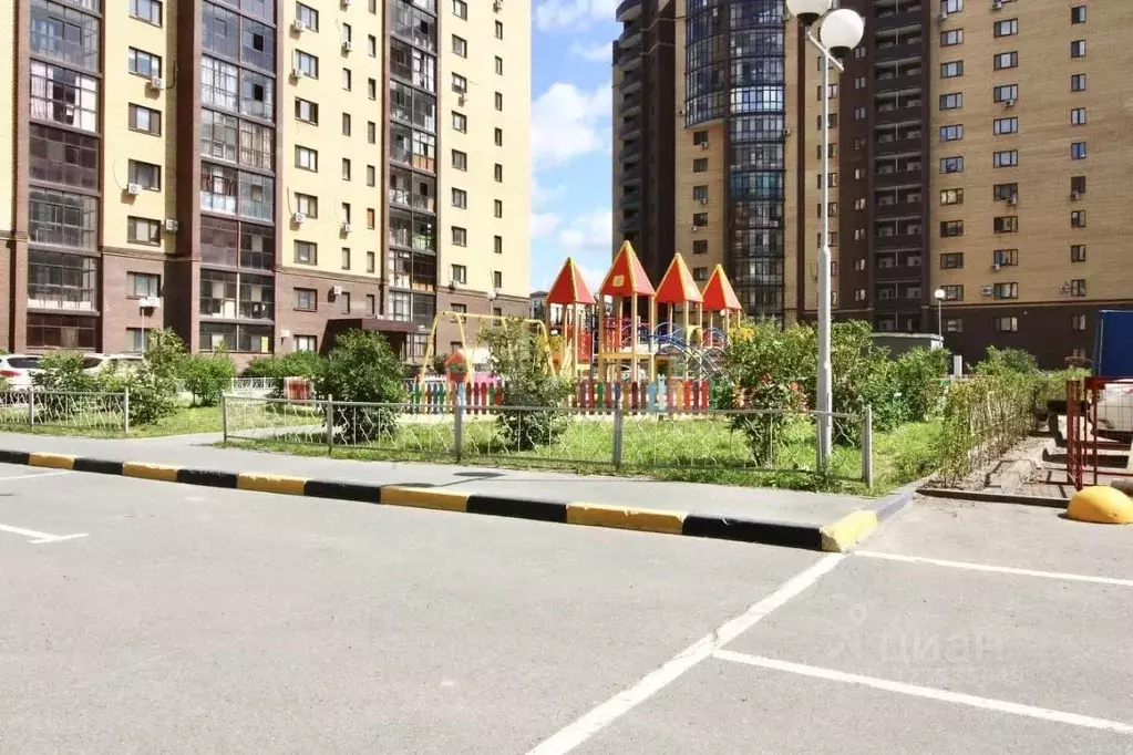 3-к кв. Тюменская область, Тюмень Харьковская ул., 64 (129.5 м) - Фото 1