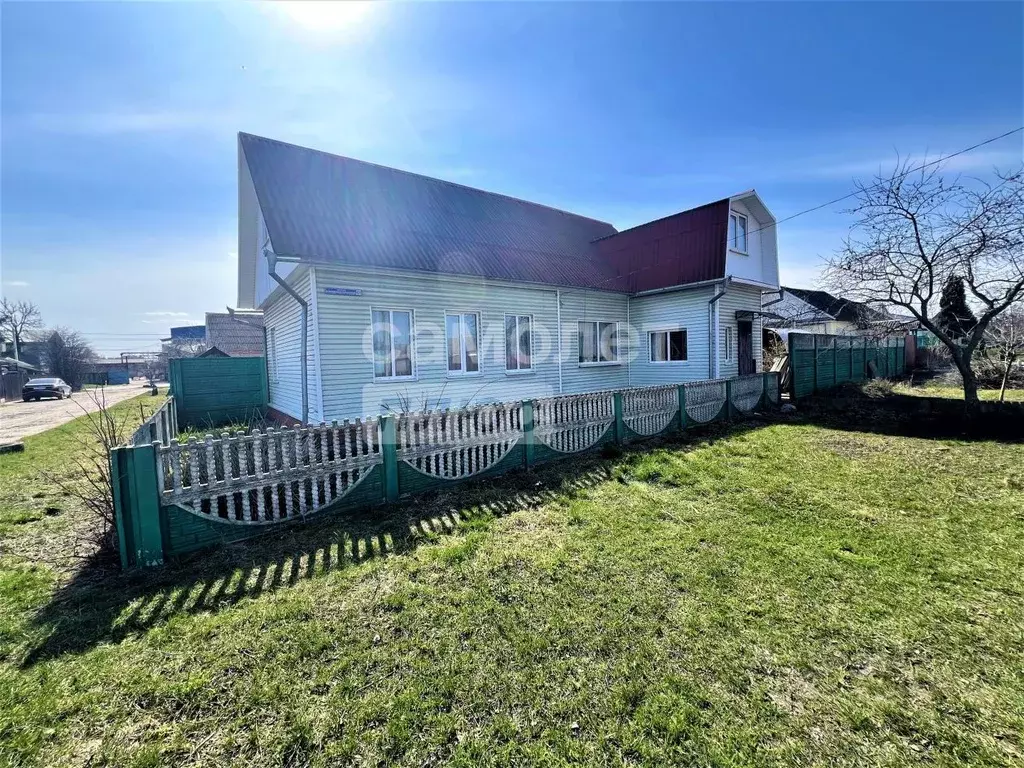Дом в Брянская область, Брянск Коммунистический пер., 61 (111 м) - Фото 0