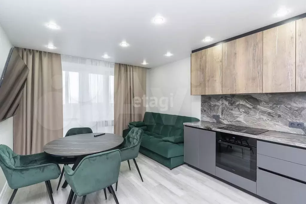 2-к. квартира, 70 м, 14/15 эт. - Фото 0