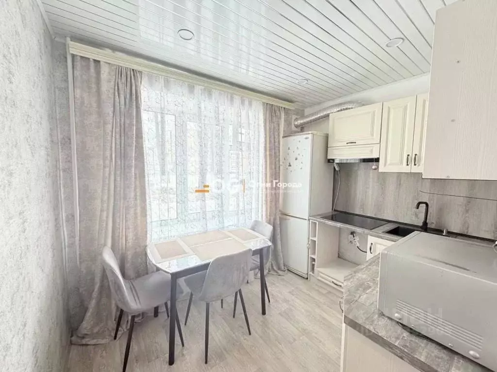 2-к кв. Брянская область, Брянск пер. Металлистов, 4А (37.0 м) - Фото 2