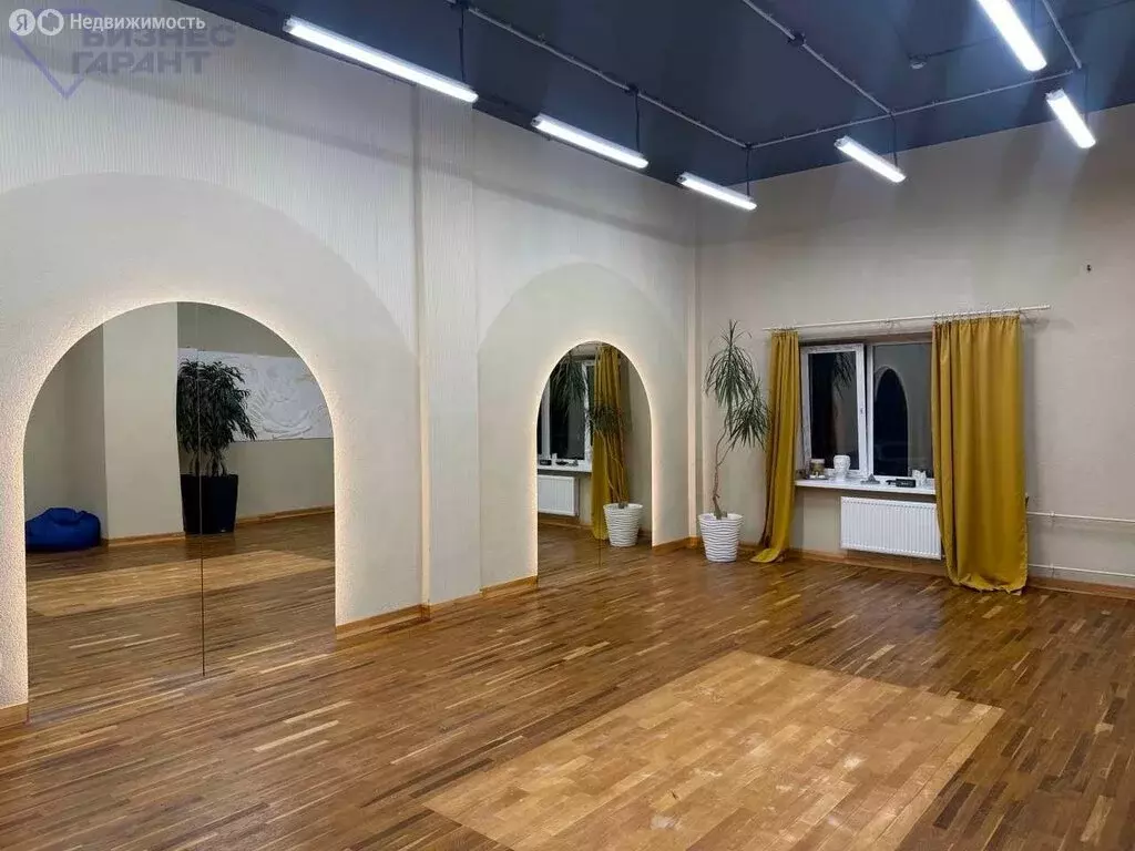 Помещение свободного назначения (165 м) - Фото 2