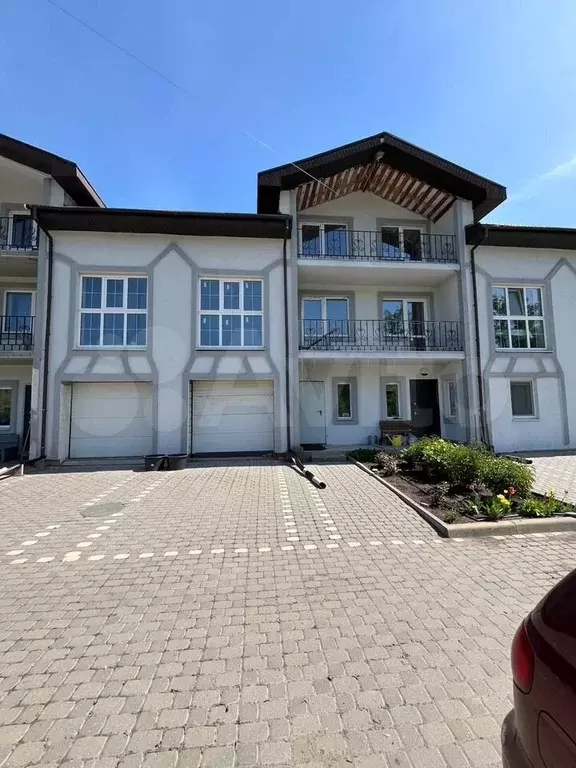 Таунхаус 280,6 м на участке 1,4 сот. - Фото 0