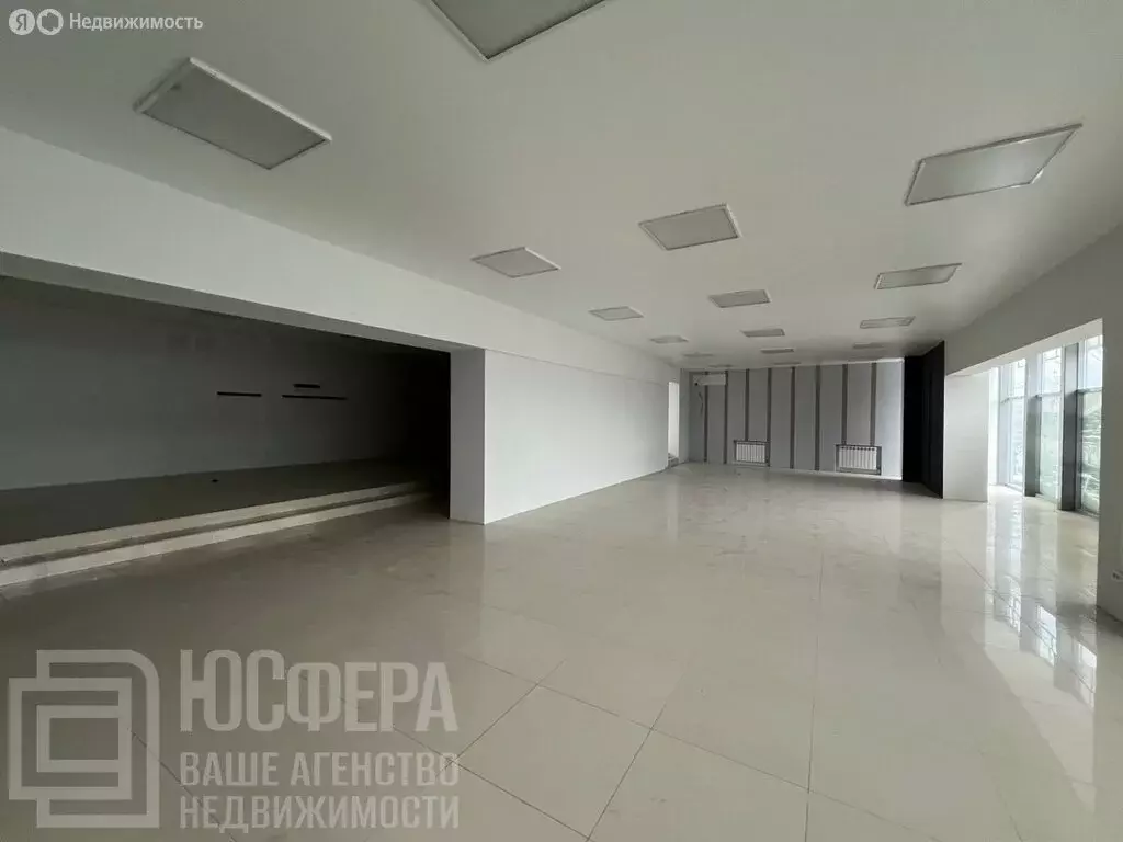 Помещение свободного назначения (215 м) - Фото 1