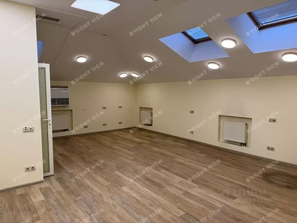 Офис в Москва Большая Академическая ул., 5с1 (135 м) - Фото 1