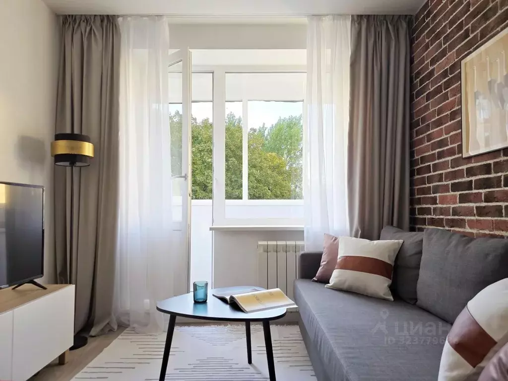 3-к кв. Москва ул. Усачева, 38 (56.0 м) - Фото 2