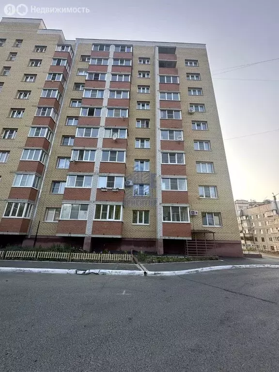 1-комнатная квартира: Чебоксары, улица Парижской Коммуны, 2 (31 м) - Фото 0