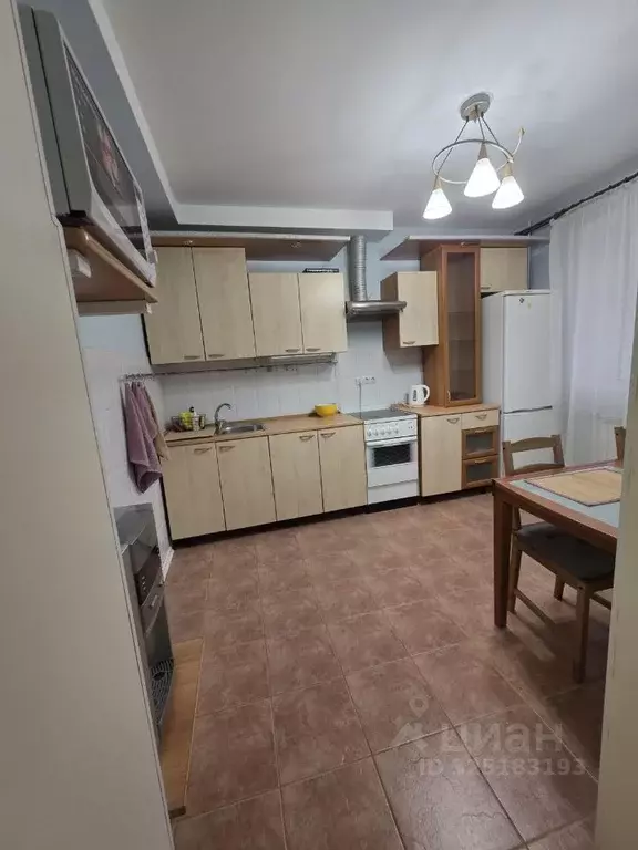 3-к кв. Новосибирская область, Новосибирск ул. Шевченко, 31 (76.6 м) - Фото 1