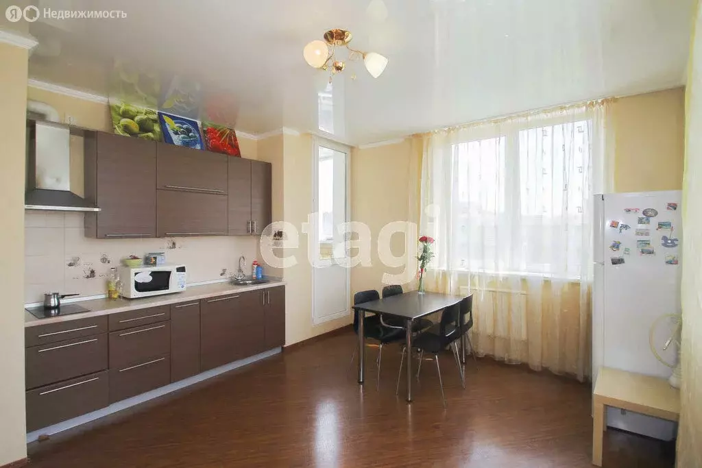 1-комнатная квартира: Тюмень, улица Водников, 5 (48.9 м) - Фото 1