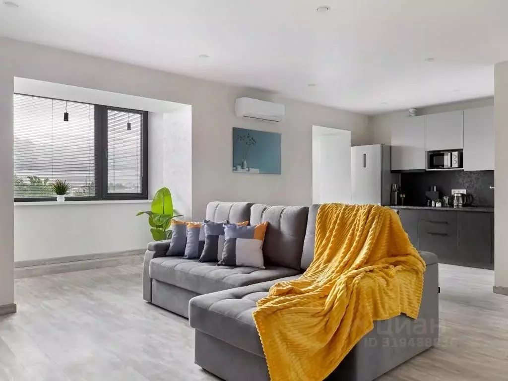 2-к кв. Татарстан, Казань Енисейская ул., 8 (60.0 м) - Фото 1