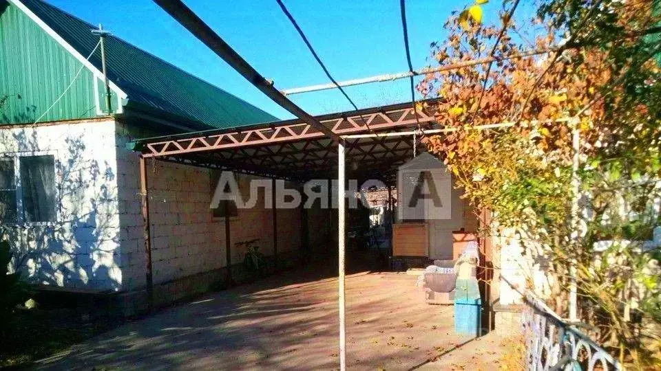Дом в Краснодарский край, Курганинск ул. Калинина (64 м) - Фото 2