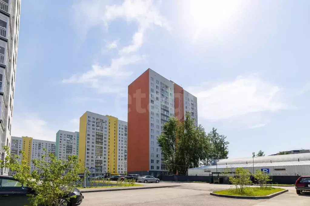 2-к кв. Тюменская область, Тюмень ул. Ветеранов Труда, 9Ак3 (64.0 м) - Фото 1