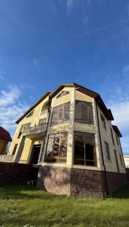 Дом в Ставропольский край, Пятигорск ул. Нежнова (812 м) - Фото 2