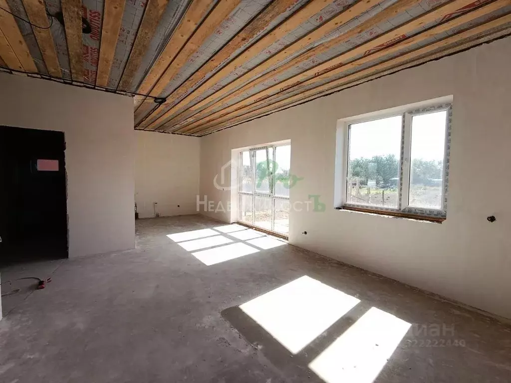 Дом в Краснодарский край, Ейский район, с. Кухаривка Кирпичный пер. ... - Фото 2