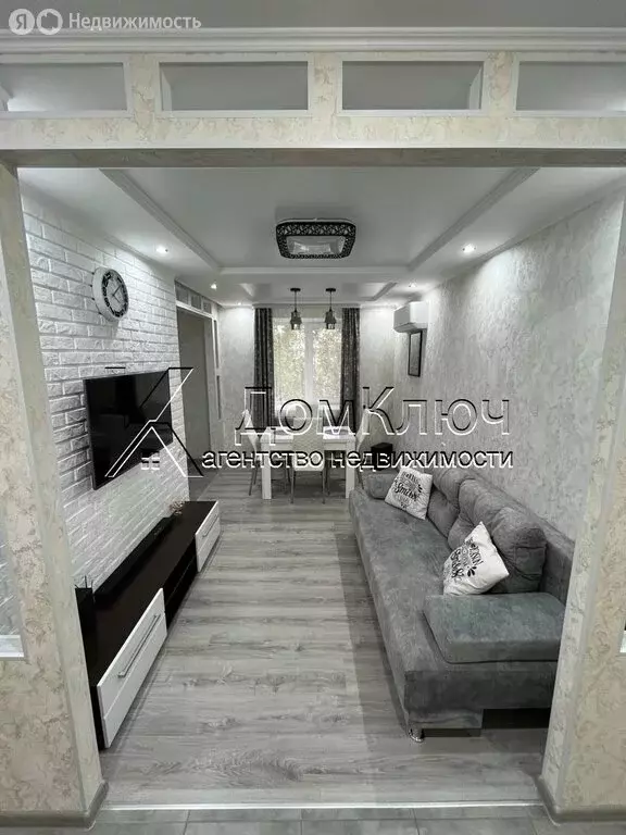 3-комнатная квартира: Кумертау, улица Худайбердина, 5 (60 м) - Фото 2