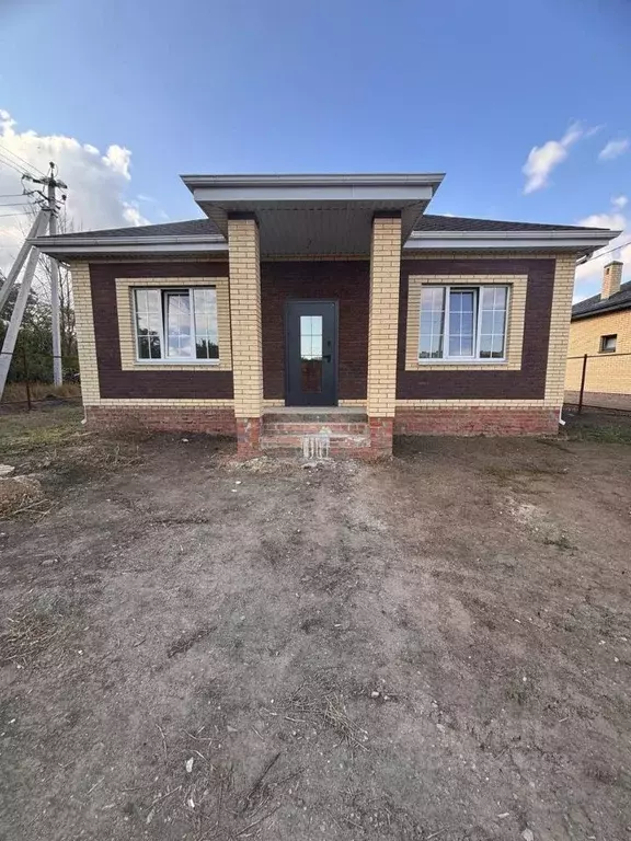 Дом в Ростовская область, Неклиновский район, с. Новобессергеневка ул. ... - Фото 1