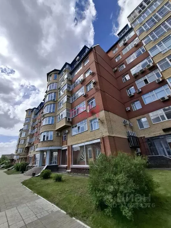 Помещение свободного назначения в Омская область, Омск ул. 10 лет ... - Фото 0