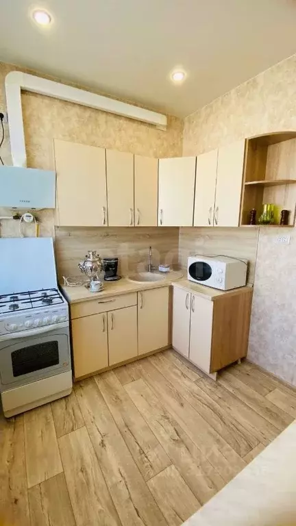3-к кв. Красноярский край, Красноярск ул. Бограда, 95 (69.6 м) - Фото 0