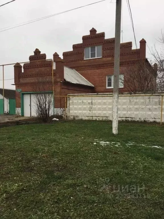 Дом в Самарская область, Ставропольский район, Нижнее Санчелеево ... - Фото 1