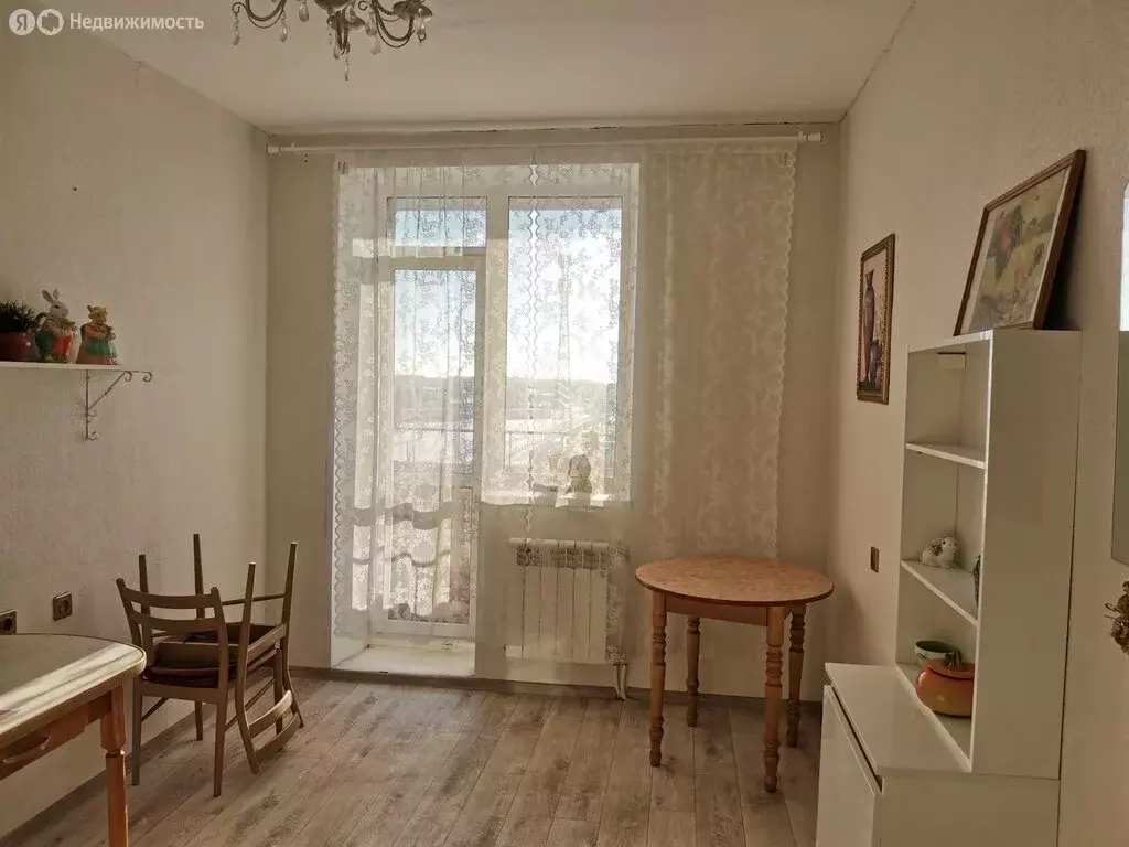 1-комнатная квартира: Омск, Космический проспект, 20к7 (42 м) - Фото 1