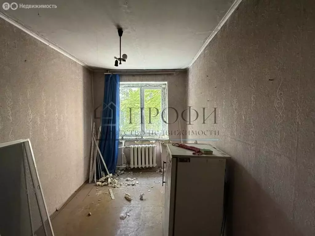 3-комнатная квартира: Новый Оскол, улица Кирова, 5 (45.7 м) - Фото 1