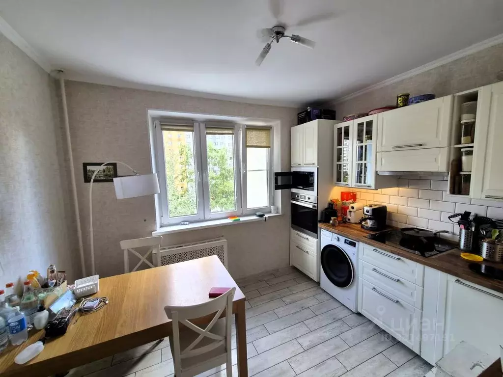 3-к кв. Москва Никулинская ул., 23К2 (75.5 м) - Фото 2
