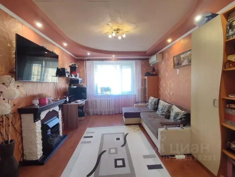3-к кв. Ростовская область, Батайск Октябрьская ул., 124 (76.0 м) - Фото 1