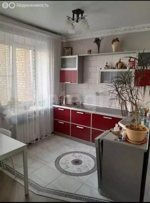 3-комнатная квартира: Омск, улица Крупской, 14 (67.5 м) - Фото 2