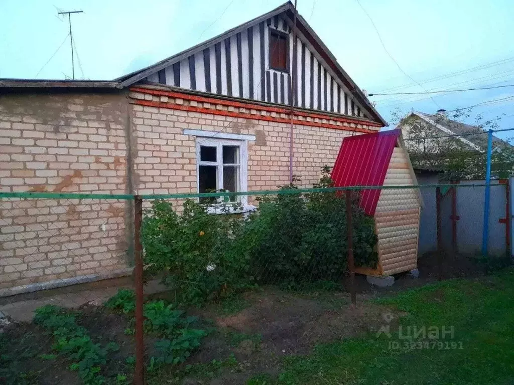 Дом в Орловская область, Мценск Орловская ул., 9А (50 м) - Фото 2