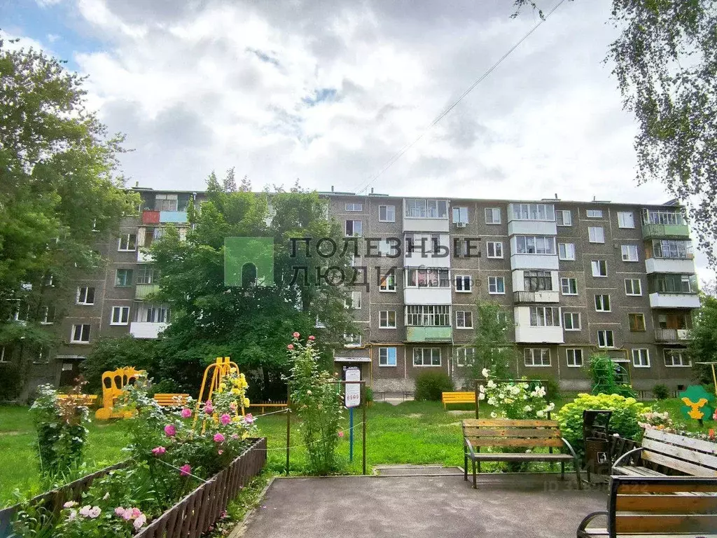 3-к кв. Орловская область, Орел Ботанический пер., 4 (57.0 м) - Фото 0