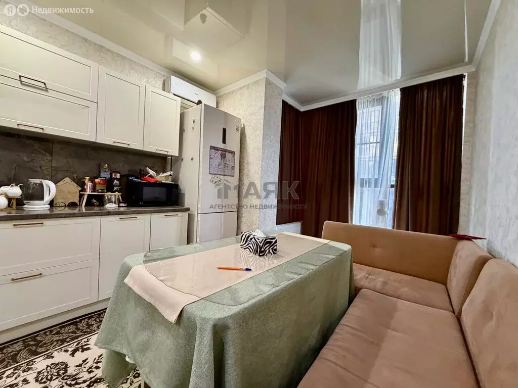 2-комнатная квартира: Анапа, улица Ленина, 185Ак4 (59.8 м) - Фото 1