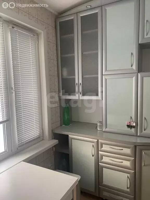 2-комнатная квартира: Ухта, улица Дзержинского, 23 (43.9 м) - Фото 2