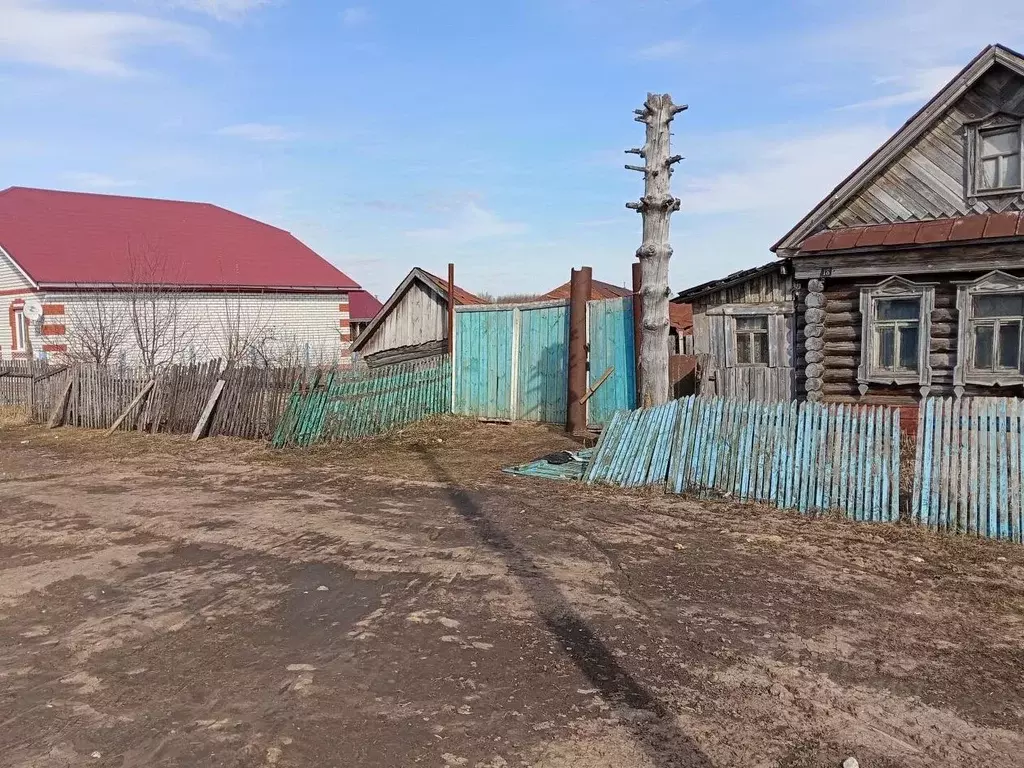 Дом в Татарстан, Лаишевский район, с. Кирби Гвардейская ул. (50 м) - Фото 2